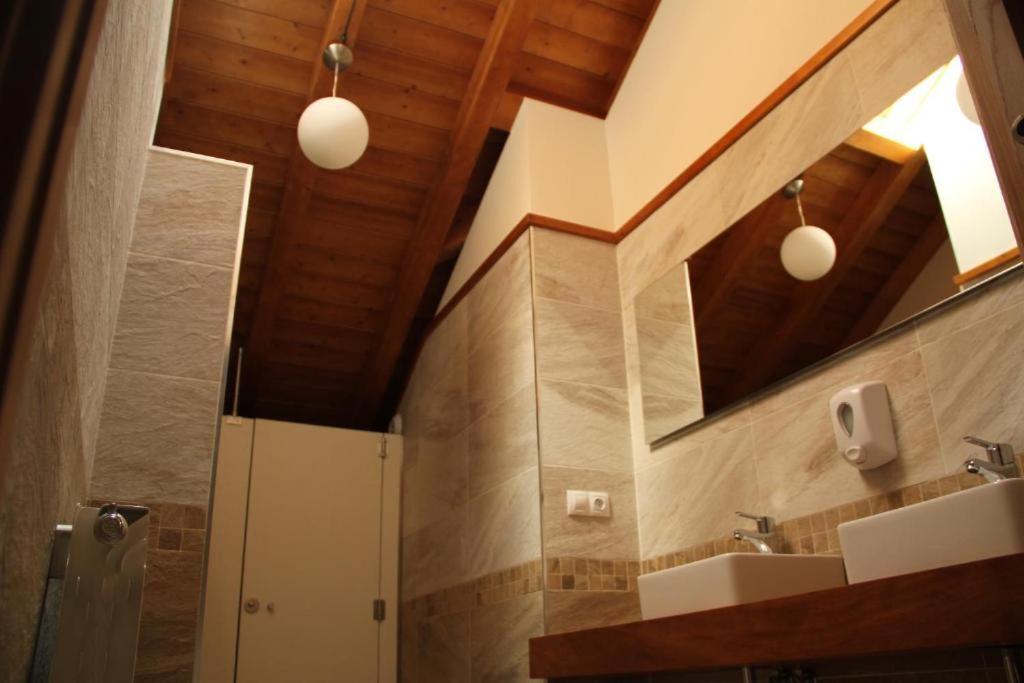 Casa Lixa Hotel Rural Albergue Las Herrerías Екстериор снимка
