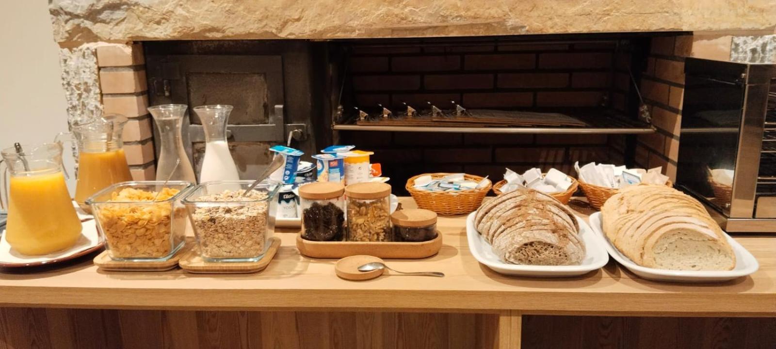 Casa Lixa Hotel Rural Albergue Las Herrerías Екстериор снимка